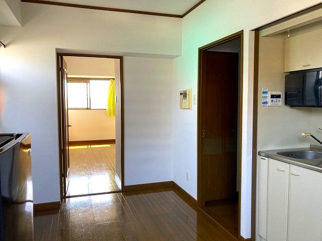 ダイアパレス中央町 内観写真（リビング以外の居室）