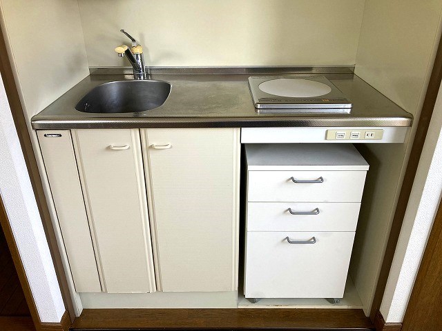 ダイアパレス中央町 内観写真（キッチン）