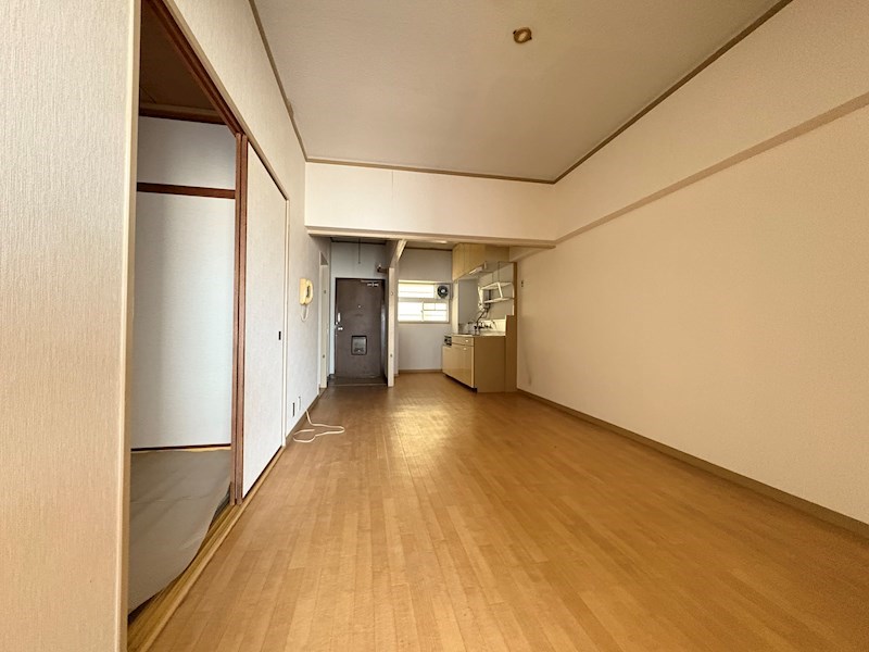 労住協第14ビル西宝町マンション 内観写真（リビング）